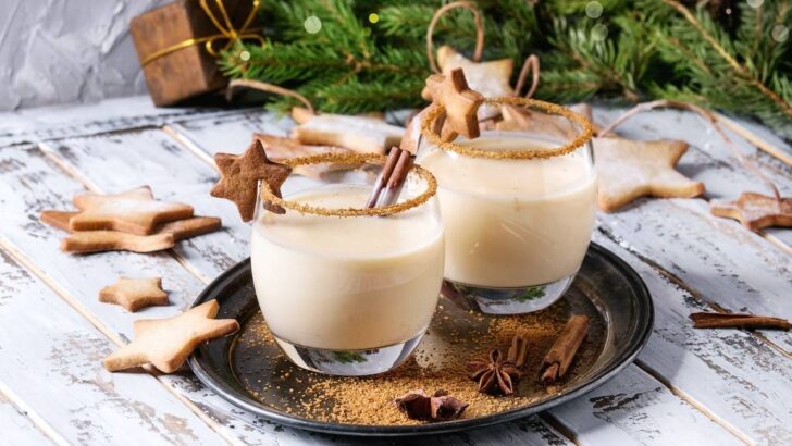 30 Boozy Christmas Cocktails