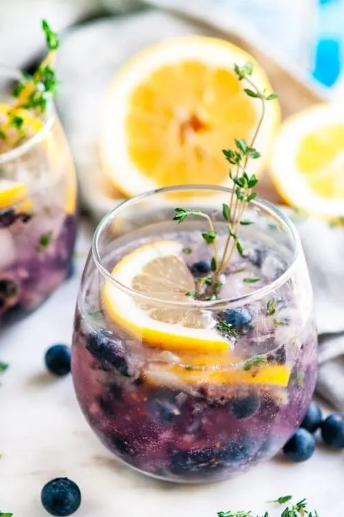 30 Boozy Christmas Cocktails! 16 30 Amazing cocktails for your Christmas party