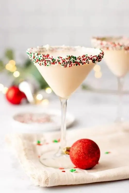 30 Boozy Christmas Cocktails! 23 30 Amazing cocktails for your Christmas party