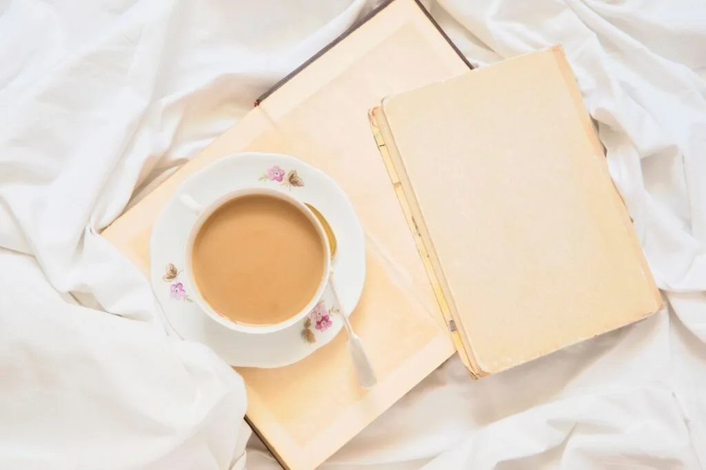 15 Benefits of Journaling and Tips for Getting Started