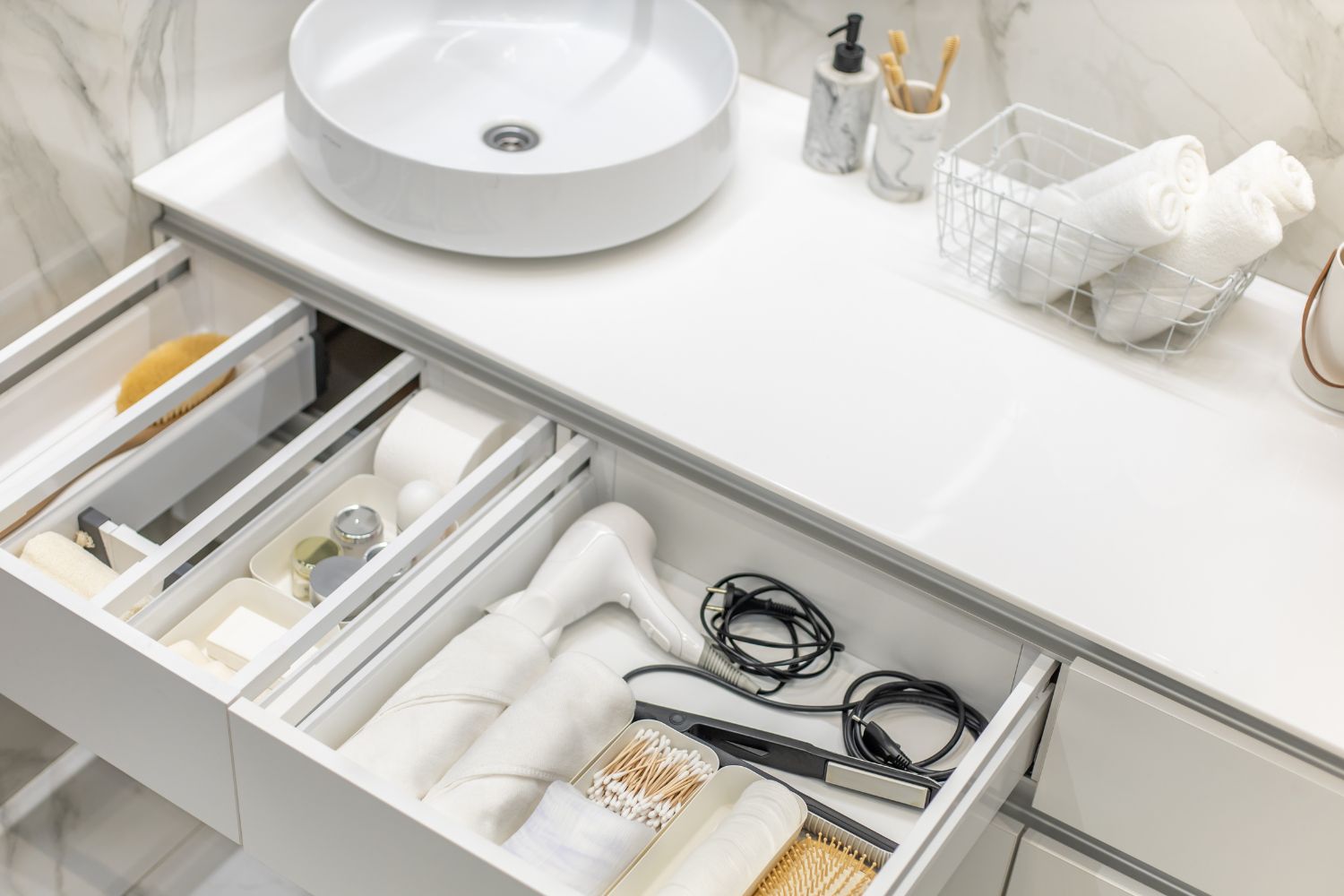 5 Home decluttering tips to simply your life!